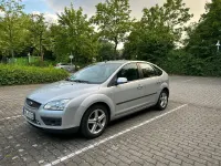 Gebraucht Ford Focus 101 PS (74 kW) 2006 Silber Kleinwagen