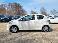 Gebraucht Toyota Aygo Cool 68 PS (50 kW) 2014 Weiß Kleinwagen