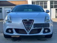 gebraucht Alfa Romeo Giulietta Turismo 2.0 JTDM*110kW*8-fach*AHK*PDC*