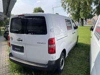 Gebraucht Toyota Proace 144 PS (105 kW) 2024 Ice white Van / Kleinbus