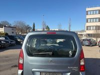 Gebraucht Peugeot TePee Active 92 PS (67 kW) 2013 Grau Limousine