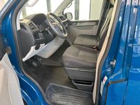 Second-hand VW Transporter 150 CP (110 kW) 2016 Albastru Van