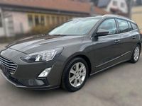 Gebraucht Ford Focus Cool & Connect 120 PS (88 kW) 2020 Grau Limousine