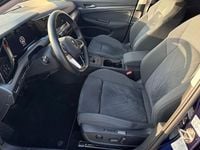 Gebraucht VW Golf VIII Style 131 PS (96 kW) 2024 Blau Kombi