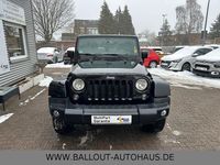 Gebraucht Jeep Wrangler Unlimited Sahara 200 PS (147 kW) 2015 Schwarz SUV