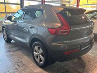 Gebraucht Volvo XC40 156 PS (114 kW) 2019 Grau SUV