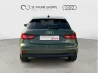 Neu Audi A1 150 PS (110 kW) 2026 Grün (distriktgrün metallic) SUV