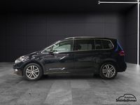 Gebraucht VW Touran Highline 150 PS (110 kW) 2017 Deep black perleffekt (schwarz) Van / Kleinbus