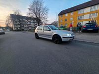 Gebraucht VW Golf IV 101 PS (74 kW) 1998 Silber Kleinwagen