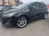 Gebraucht Ford S-MAX Titanium 180 PS (132 kW) 2018 Iridiumschwarz metallic Van / Kleinbus