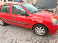 Używany Renault Clio II 75 KM (55 kW) 2006 Czerwony Hatchback