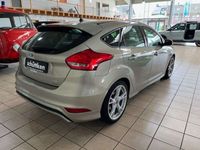 gebraucht Ford Focus 1.0 EcoBoost ST-Line PDC, SYNC3, WinterP., Alu 18"