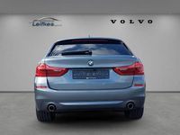 Gebraucht BMW 530 265 PS (194 kW) 2018 Blau Kombi