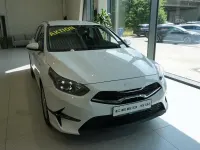 Gebraucht Kia Ceed Sportswagon Vision 140 PS (102 kW) 2024 Weiß Kombi