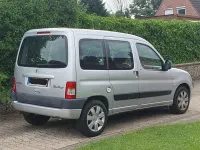 Gebraucht Citroën Berlingo 109 PS (80 kW) 2008 Silber Van / Kleinbus