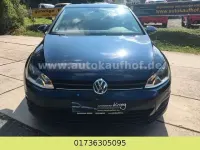 Second-hand VW Golf VII Trendline 110 CP (80 kW) 2017 Albastru Berlinǎ