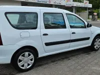 Używany Dacia Logan 84 KM (61 kW) 2011 Biały Sedan/Limuzyna