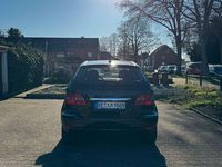 Gebraucht Mercedes B180 116 PS (85 kW) 2011 Schwarz Van / Kleinbus