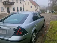 Gebraucht Ford Mondeo 131 PS (96 kW) 2004 Silber Limousine