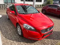 Gebraucht Volvo V40 120 PS (88 kW) 2013 Rot Kombi