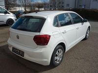 Gebraucht VW Polo Trendline 75 PS (55 kW) 2018 Weiß Kleinwagen