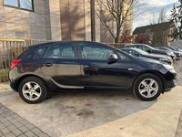 Gebraucht Opel Astra Selection 101 PS (74 kW) 2010 Schwarz Limousine
