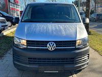 Gebraucht VW Transporter 84 PS (61 kW) 2019 Silber Van