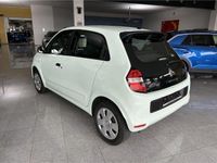 Gebraucht Renault Twingo Life 71 PS (52 kW) 2018 Gruen Kleinwagen