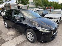 Gebraucht BMW 218 Active Tourer Luxury Line 150 PS (110 kW) 2022 Schwarz Van / Kleinbus