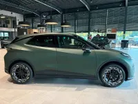Neu Cupra Raval VZ 166 kW (226 PS) 2026 Grün Limousine