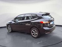 Gebraucht BMW 220 156 PS (114 kW) 2025 Schwarz Van / Kleinbus
