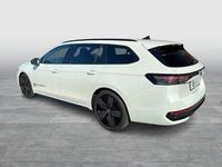 Gebraucht VW Passat R-line 150 PS (110 kW) 2025 Weiß Kombi