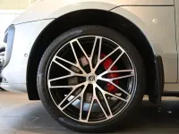 Gebraucht Porsche Macan 381 PS (280 kW) 2023 Dolomitsilber SUV