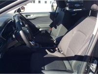 Neu Ford Focus Titanium 125 PS (91 kW) 2025 Schwarz Limousine