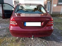 Gebraucht Mercedes C200 Classic 122 PS (89 kW) 2002 Rot Limousine