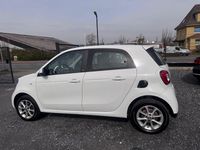 Gebraucht Smart ForFour 71 PS (52 kW) 2018 Weiß Kleinwagen