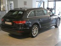 Gebraucht Audi A4 Basis 150 PS (110 kW) 2018 Blau Kombi