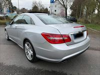 Gebraucht Mercedes E350 AMG 231 PS (169 kW) 2010 Silber Coupé