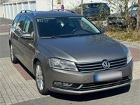 Gebraucht VW Passat Highline 140 PS (102 kW) 2013 Braun Kombi