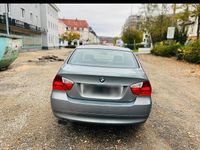 Gebraucht BMW 325 218 PS (160 kW) 2006 Blau Limousine