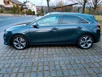 Używany Kia Ceed 140 KM (102 kW) 2020 Szary Hatchback