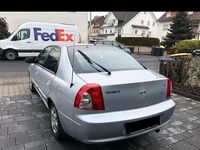 Gebraucht Kia Shuma 102 PS (75 kW) 2001 Silber Kleinwagen