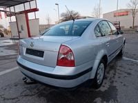 Gebraucht VW Passat Trendline 102 PS (75 kW) 2001 Grau Limousine