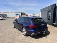 Gebraucht Audi A4 S-Line 204 PS (150 kW) 2023 Navarrablau Kombi