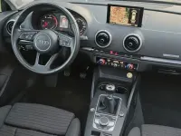Second-hand Audi A3 S-Line 110 CP (80 kW) 2017 Albastru Berlinǎ