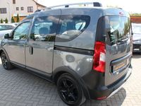 Gebraucht Dacia Dokker Celebration 116 PS (85 kW) 2017 Grau Van / Kleinbus