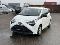 Gebraucht Toyota Aygo 72 PS (52 kW) 2020 Weiß Kleinwagen