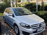 Gebraucht Mercedes B180 122 PS (89 kW) 2016 Van / Kleinbus
