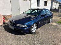 Gebraucht BMW 528 193 PS (141 kW) 1998 Blau Limousine