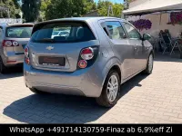 Gebraucht Chevrolet Aveo 95 PS (69 kW) 2012 Grau Limousine